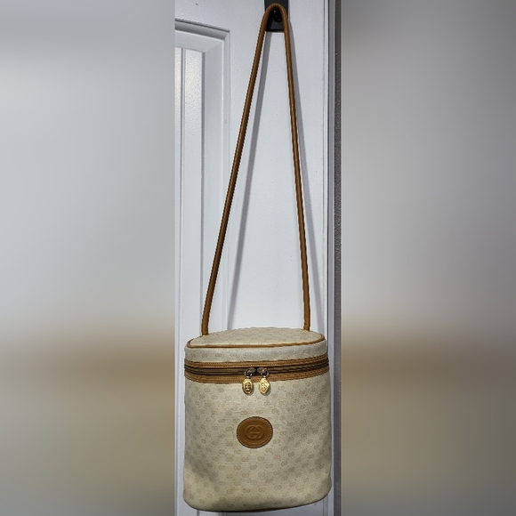 Gucci bucket handbag - Picture 1 of 7